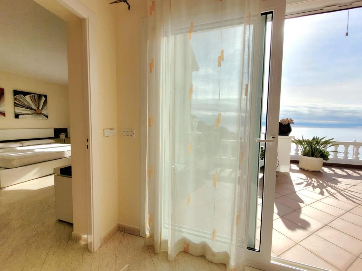 La Marina Holiday home